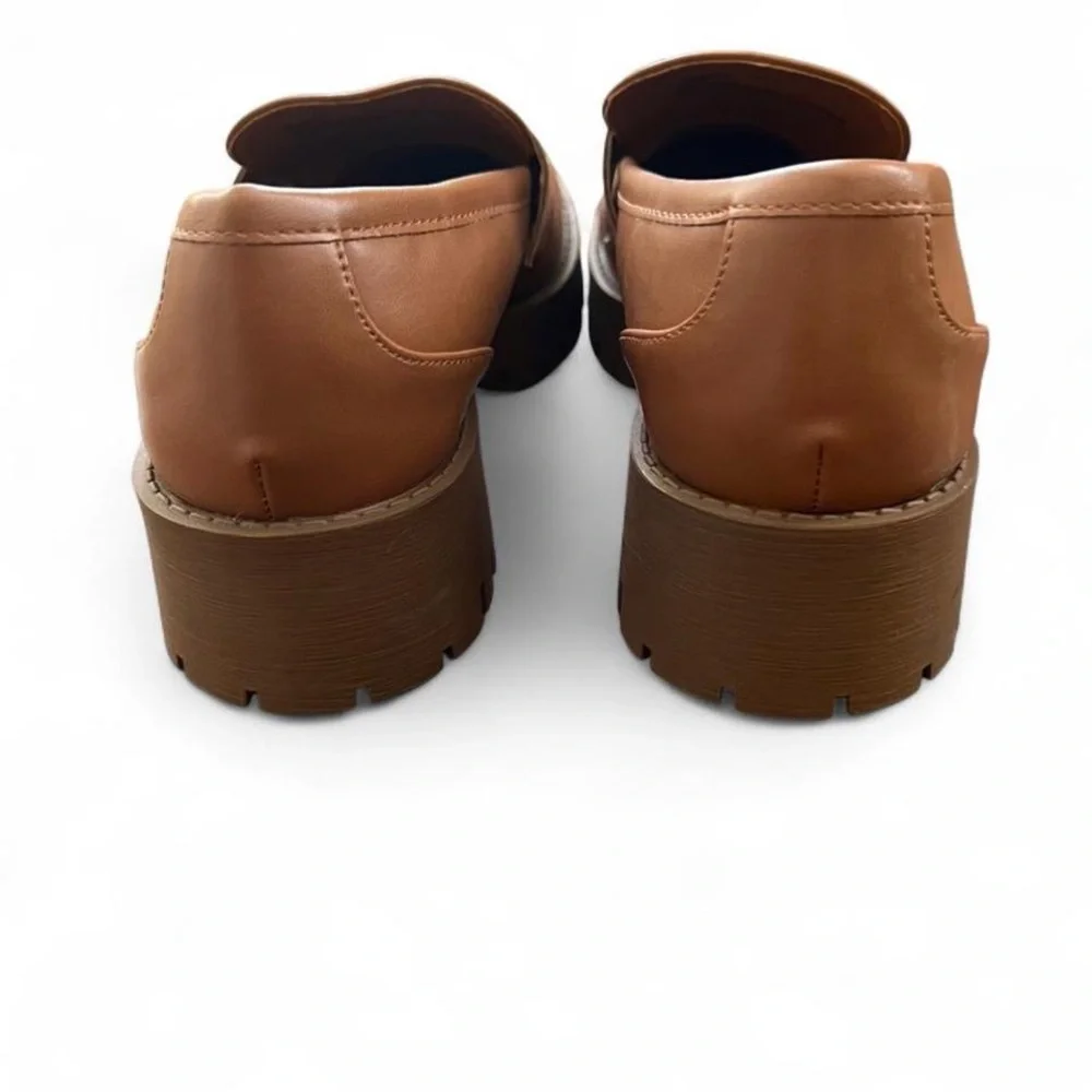 Women’s Classic Platform Penny Loafers in Brown (NWOT) - Picture 3 of 5